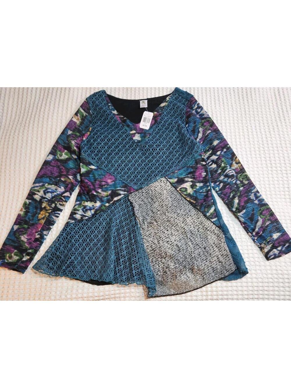 New This & That Medium Women's Boho Mixed Media Top Multi Color Long Sleeve NWT
